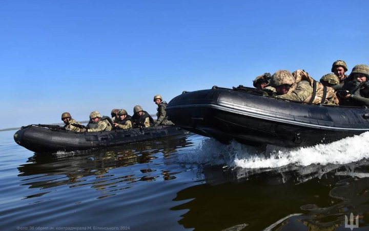 Російська армія минулої доби 11 разів  штурмувала позиції ЗСУ у Кринках, — Плетенчук