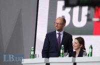 Украине нужны прозрачные отношения с Россией, - Яценюк