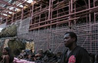 Попов пояснил послу Нигерии причины сноса секонд-хенда на Шулявке