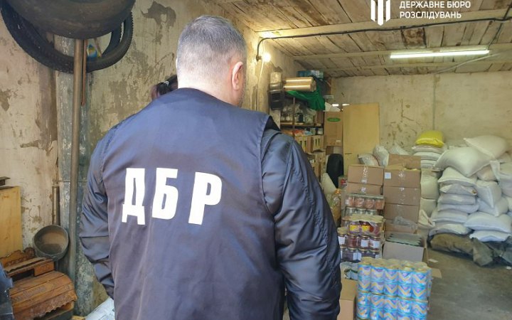 ДБР знайшло ще один підпільний склад з краденими продуктами, призначеними для ЗСУ