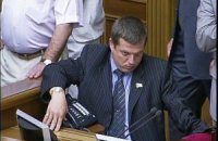 "Регионал" пригрозил "выбросить протестующих чернобыльцев вместе с вещами"