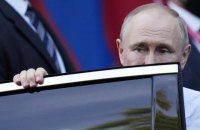 Гра у покер: як Путін програє на власному полі