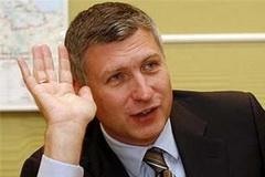 Губского наконец-то выгнали из фракции