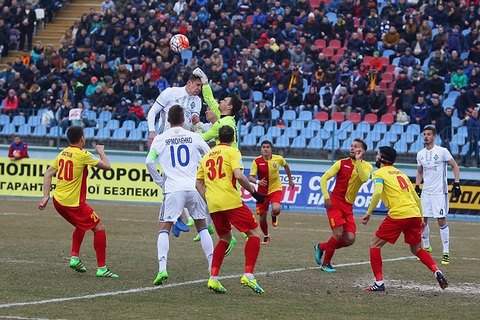 "Динамо" проиграло "Зирке" в чемпионате Украины