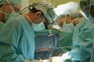 Шум в операционной связали с риском инфекционных осложнений