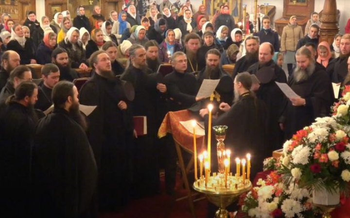 ​Окупанти за своєю сутністю терористи: українців просять уникати масових скупчень на Великдень