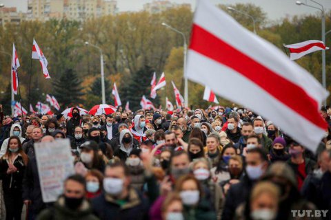 В Минске производители протестной символики приговорены к 25 суткам админареста и штрафу