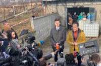 В Винниках уничтожили 37 тыс. бутылок конфискованного алкоголя