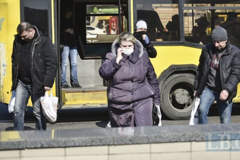 В Сумах из троллейбуса вытолкали "лишних" пассажиров