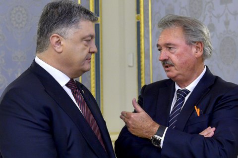 Порошенко: ​никакой торговли с захваченными в ОРДЛО предприятиями быть не может