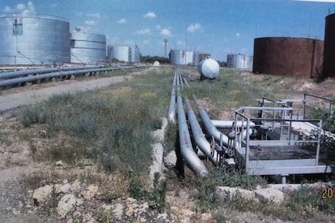 Арестованную Херсонскую нефтеперевалку продали за 200 млн гривен