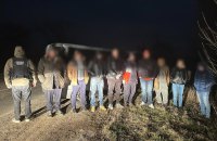 8000 євро за невдалий тур до Молдови: на кордоні зупинили мікроавтобус із нелегалами