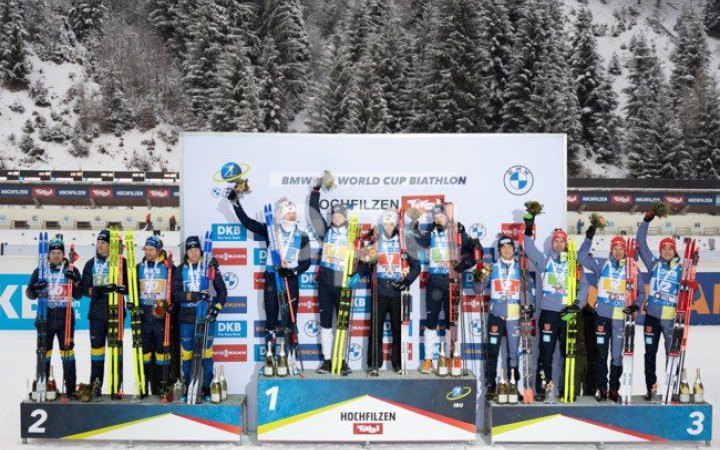 Норвегія вдруге поспіль виграє естафету на етапі Кубка світу з біатлону