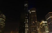 Маленький літак врізався у найвищий хмарочос Пекіна