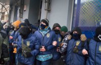 "Нацкорпус" во Львове устроил погромы в помещениях игровых автоматов