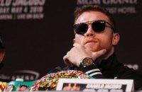IBF отобрала титул чемпиона у сильнейшего средневеса мира за отказ от боя с украинцем