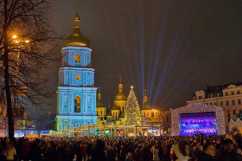 70 тысяч киевлян встретили Новый год на Софийской площади