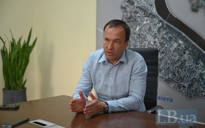 Чи буде Київ з теплом зимою? Велика розмова з Петром Пантелеєвим про політику, гроші і технічні рішення плану стійкості 