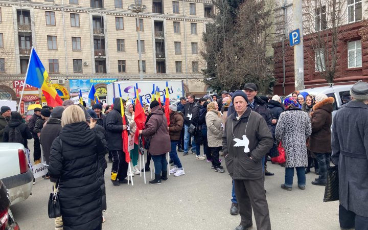 У Кишиневі мітингувальники намагалися прорватися до будівлі уряду