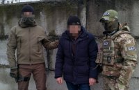 ​На Луганщині затримали колишнього бойовика, який їхав за українською пенсією