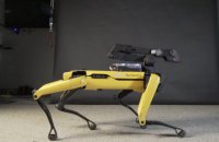 Роботи Boston Dynamics станцювали на бейсбольному стадіоні в Японії