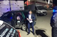У Львові патрульні зупинили автівку з 14-річною водійкою за кермом
