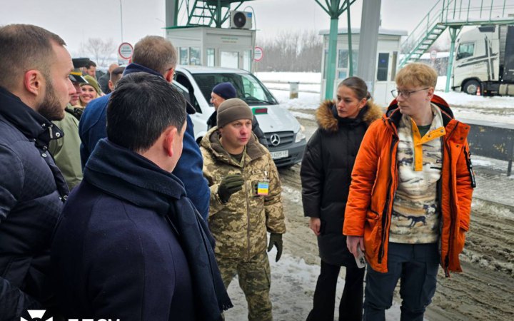 ДПСУ: у пункті пропуску «Ужгород» відкрили пішохідну смугу руху