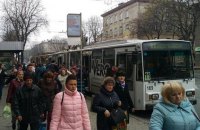 Зеленський підписав закон про істотне збільшення штрафів за відмову перевозити пільговиків