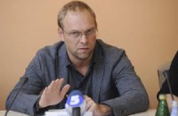 Экс-супруга Власенко ворвалась к Шустеру