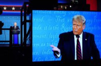 Трамп заявил, что будет участвовать в окончательных дебатах с Байденом