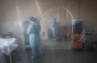 Вспышку коронавируса зафиксировали в киевском общежитии, один жилец умер