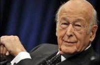 Бывший французский президент распродает мебель из своего дворца