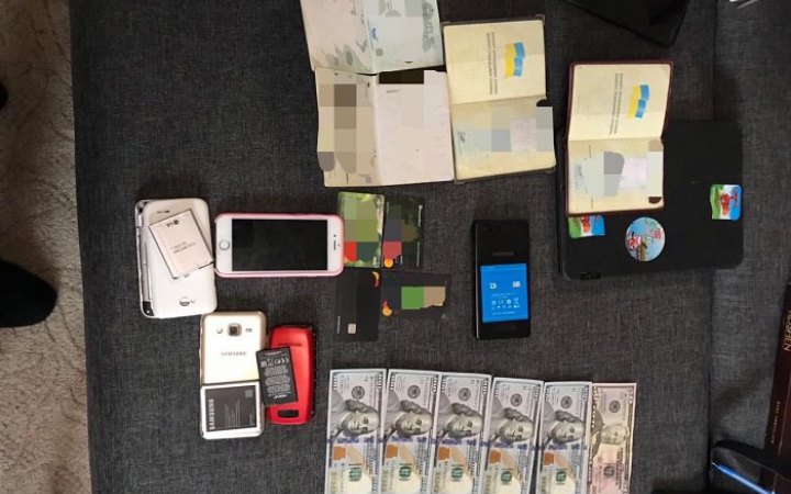 Повідомлено про підозру ексдекану київського вишу, який за гроші допомагав студентам-медикам складати "КРОК"