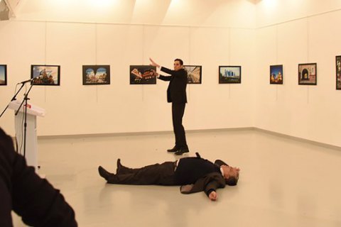 Турция обвинила Гюлена в организации убийства посла РФ