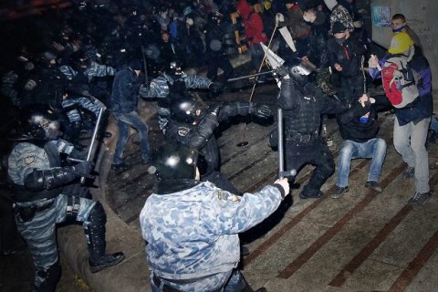 Потерпевшие вследствие разгона Евромайдана седьмой день блокируют зал Шевченковского суда