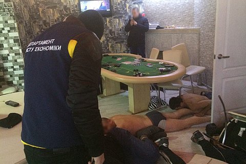 Нацполиция за две недели изъяла в игорных клубах 1,6 млн гривен