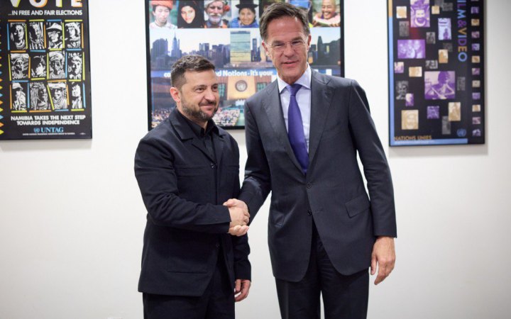 Президент Зеленський обговорив дипломатичну ситуацію із генсеком НАТО Марком Рютте