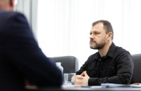 Є проблеми витоку мастила з машинного залу Каховської ГЕС, яке рухається у бік Чорного моря, - Клименко