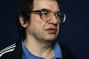 Сергей Мавроди требует наказать блоггера LB.ua