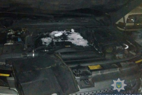 В Киеве в результате взрыва автомобиля Range Rover пострадал мужчина