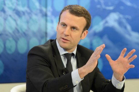 Макрон назвав обмін полоненими на Донбасі успіхом "нормандського формату"