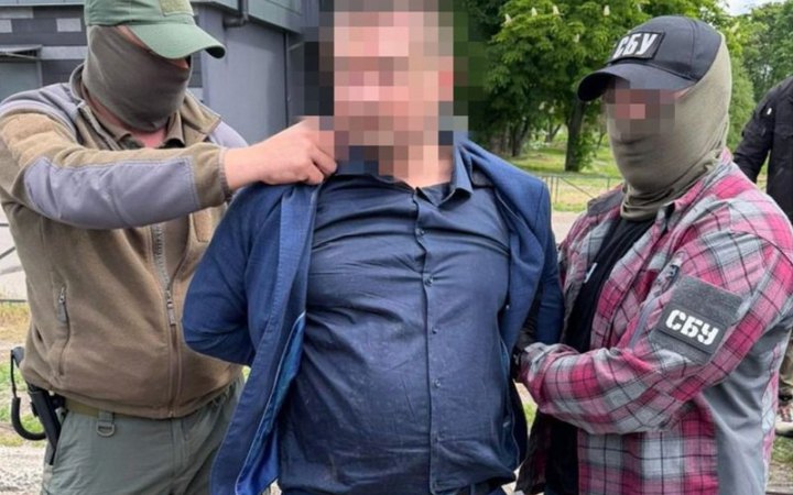 На Харківщині затримали адвоката, який вимагав хабар за вплив на суддю