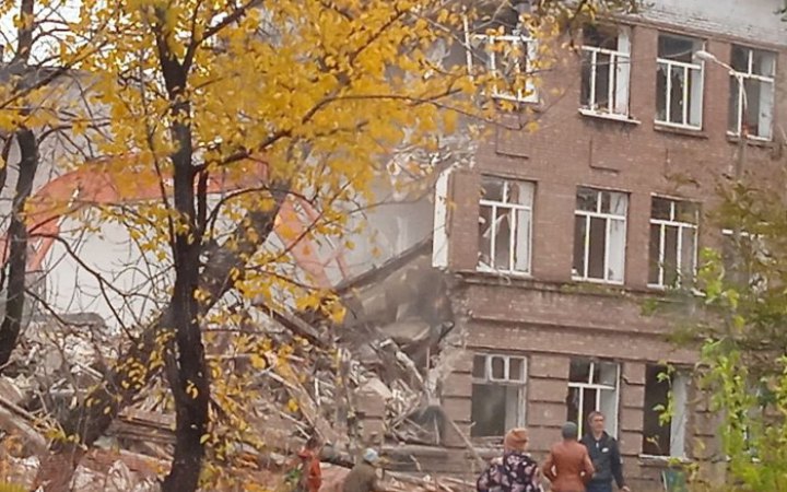 Окупанти зносять школу у захопленому Маріуполі