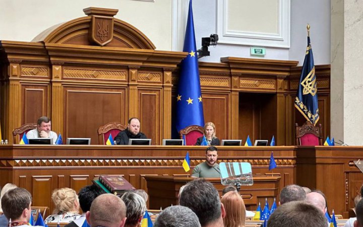 Зеленський запропонував до загальнонаціонального обговорення основні орієнтири майбутньої української доктрини