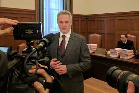 Експерт пояснив деталі рішення суду щодо Фірташа