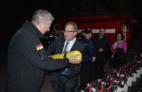Германия передала ГосЧС спецсредства на 200 тыс. евро в связи с пожаром на арсенале возле Ични