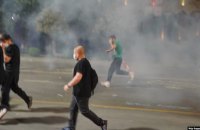 Поліція застосувала сльозогінний газ та водомет на акції проти “закону про іноагентів”