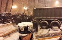 "Титушки" напали на народных депутатов