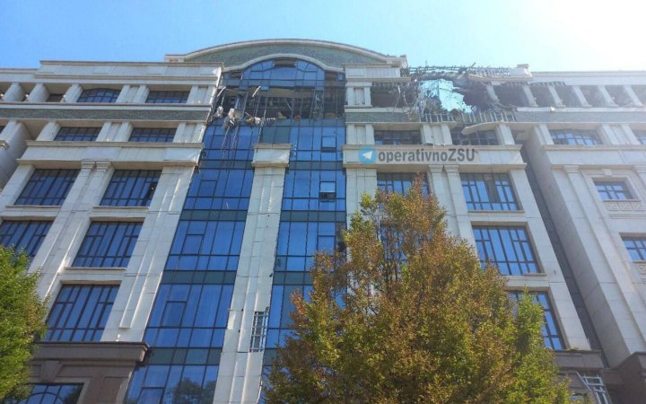 У Донецьку обстріляно будівлю "адміністрації" терористів "ДНР"