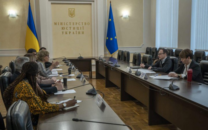 ​Малюська зустрівся з делегацією Amnesty International